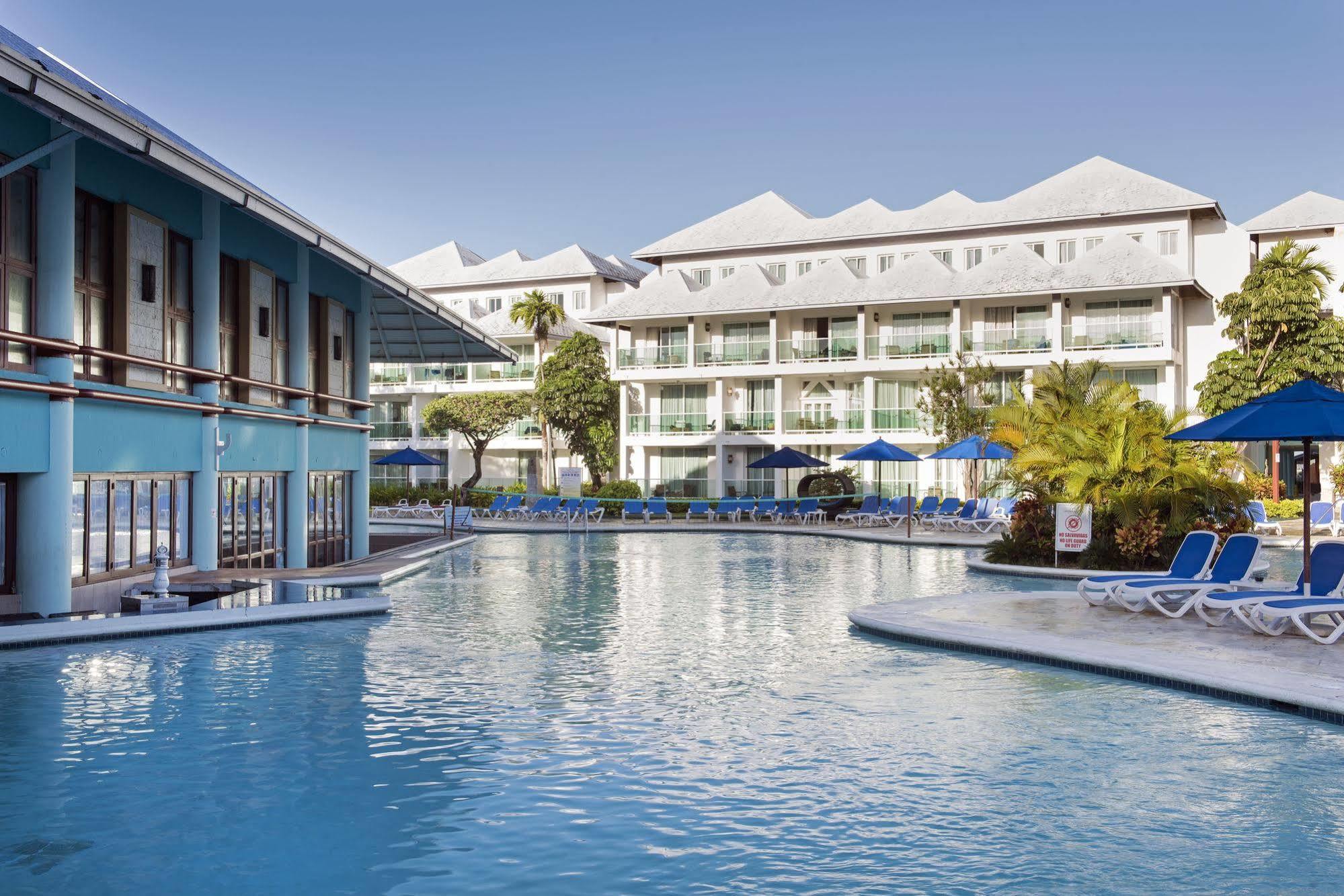 Grand Paradise Playa Dorada Puerto Plata Exterior photo